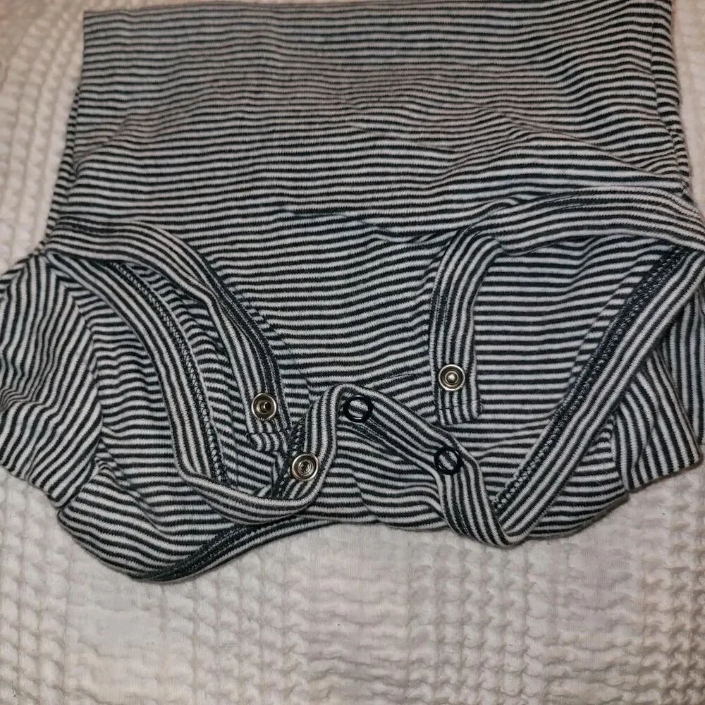 Carter-s Bodysuit